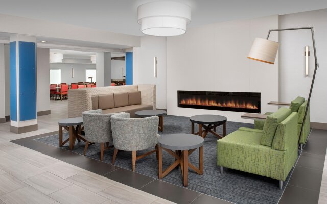 Holiday Inn Express Hotel & Suites Puyallup (Tacoma Area), an IHG Hotel
