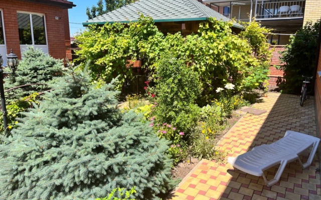 Guest House na Nikolaevskoy 25