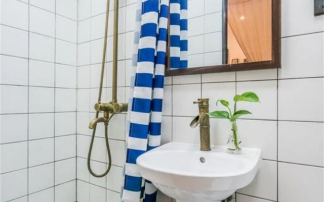 Cozy Apartment Best Location 1200