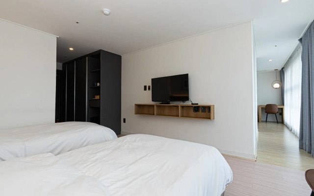 Hotel The Grang Jungmun