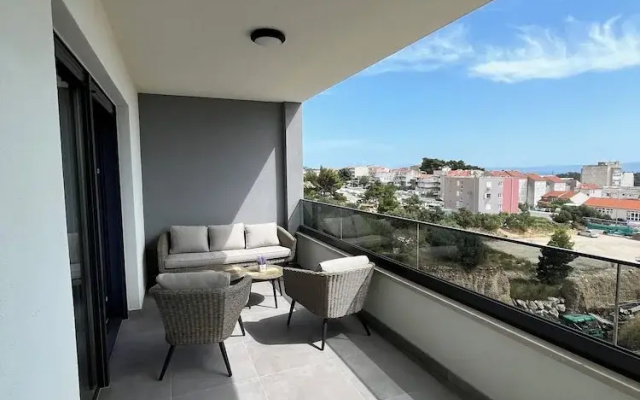 Apartment Ema