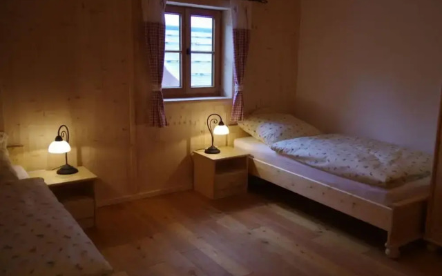 Characteristic Apartment in Bernbeuren