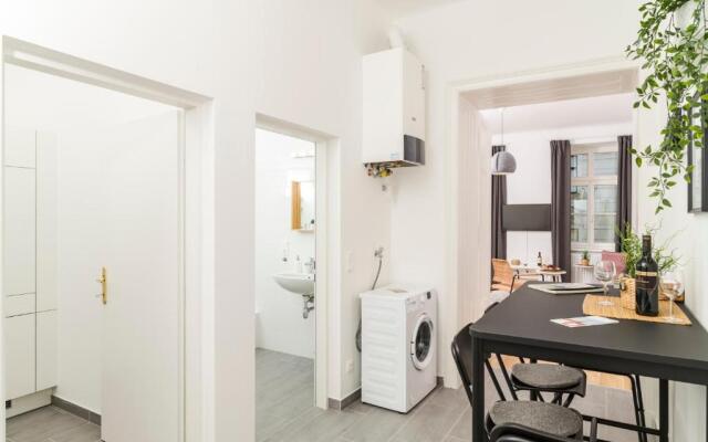 Sigmund Freud Lounge by ichbucheAT