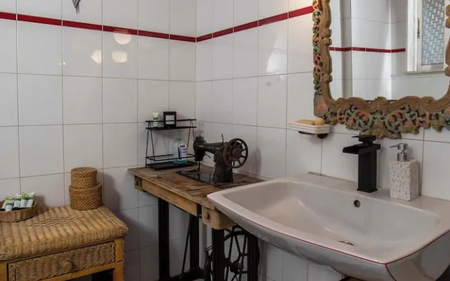 Villa Lilienne - Tranquil Escape With Private Garden Balcony