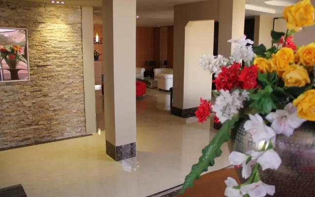 Casablu Hotel