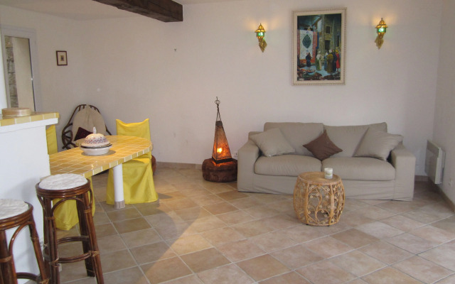 Happy Few - L'Acacia