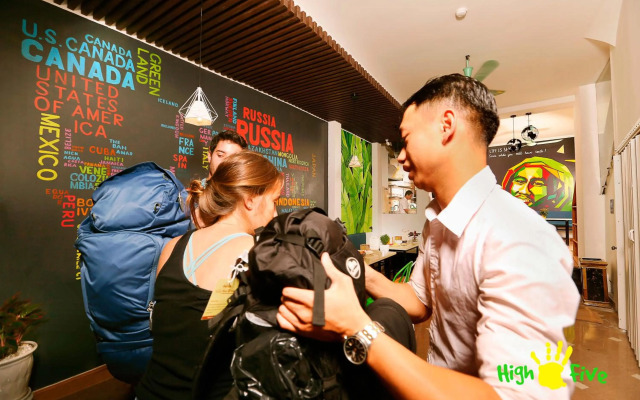 Hanoi High Five Hostel