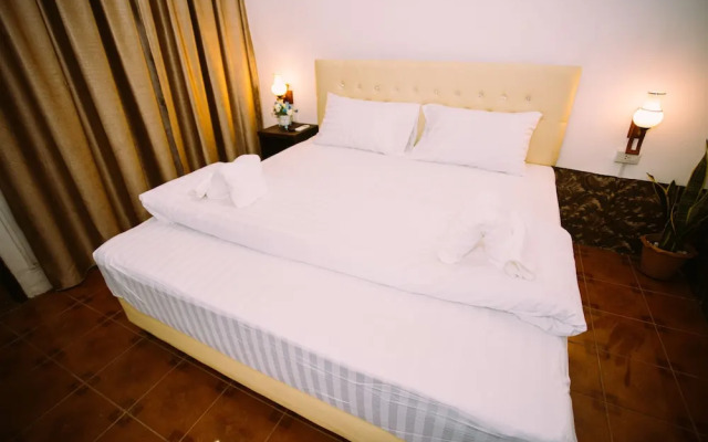 Green Box Hotel - Hostel