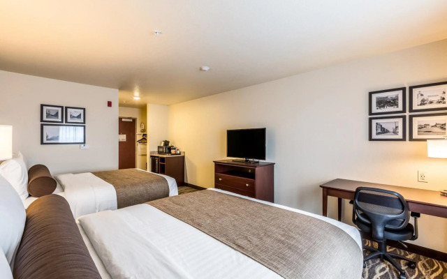 Cobblestone Hotel & Suites – Chippewa Falls