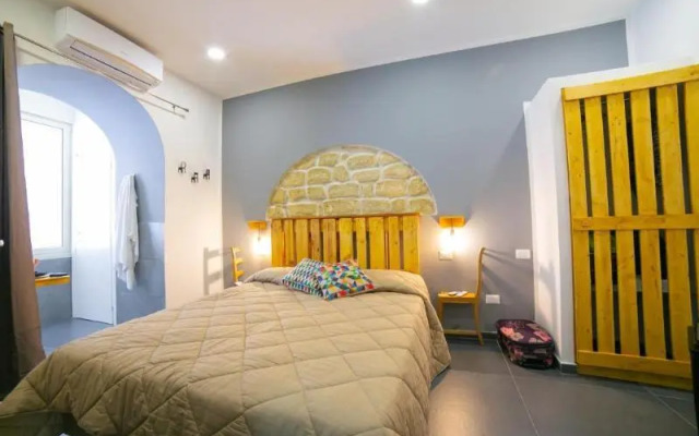 B&B Le 4 Stagioni Dante’s Suites