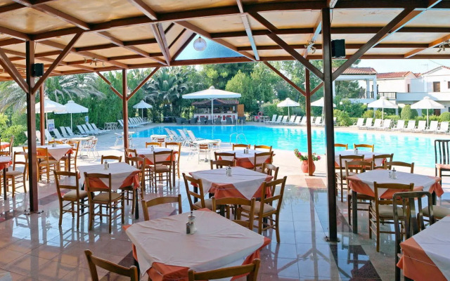 Pasiphae Hotel