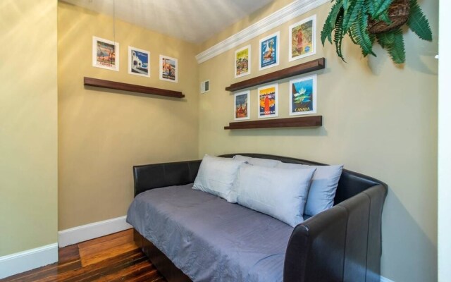 Historic Gem - City Center/patio/soak Tub