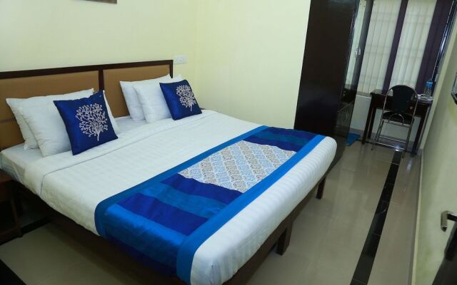OYO 8273 Diamond Inn