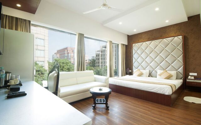 The Asian Suites B 583 Huda Metro
