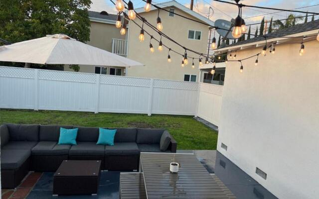PRIVATE 4BR Near LAX & Beaches Playa Vista