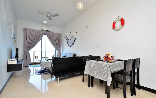 Breezy Silverscape Melaka Family Apt 4-8pax