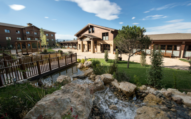 PortAventura Hotel Colorado Creek - Includes unlimited access to PortAventura Park & 1 access to Ferrari Land