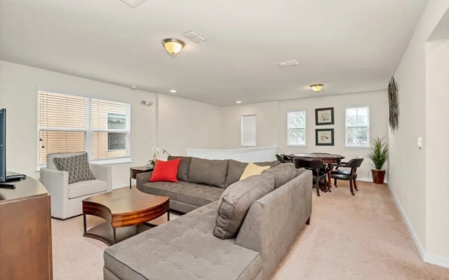 1210yc 6 Bedroom Villa by Redawning