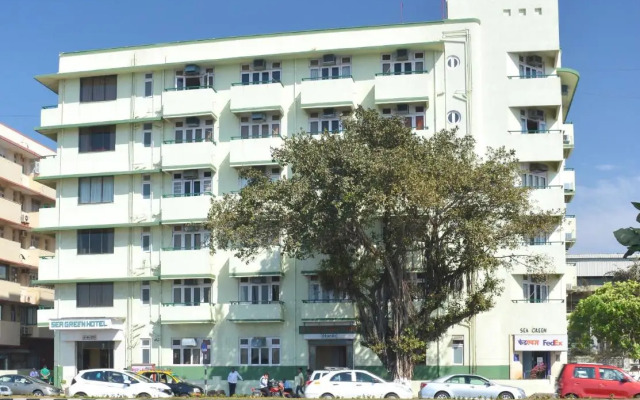 Sea Green South Hotel