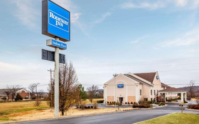 Rodeway Inn in Tahlequah, United States of America from 74$, photos, reviews - zenhotels.com