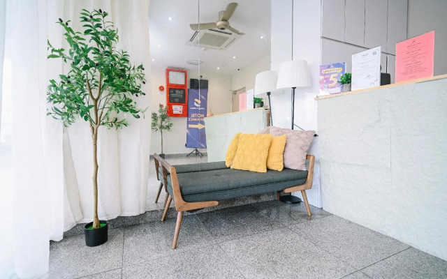 Swiss Cottage Hotel