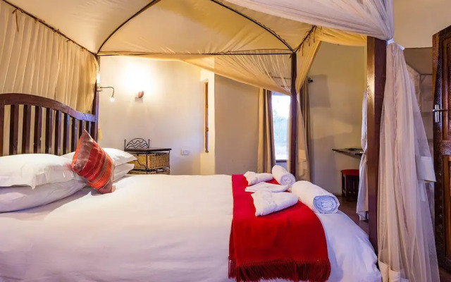 Mukambi Safari Lodge