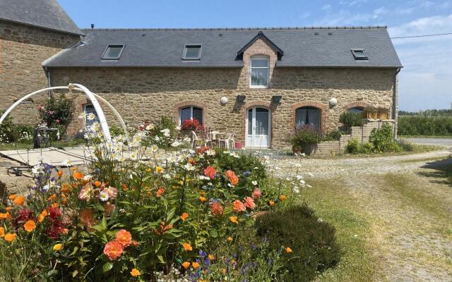 Semi-detached House, St. Meloir-des-ondes