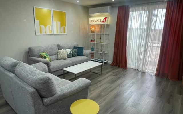 East West Apartment