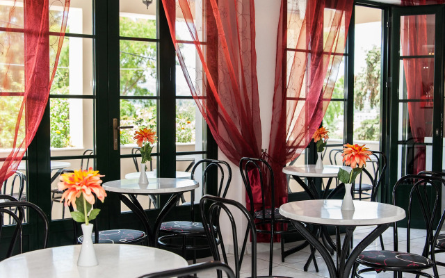 Bozikis Palace Hotel