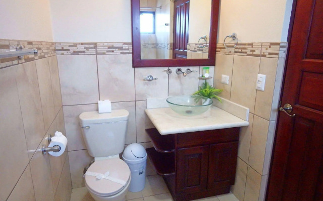 The Oaks Tamarindo Condominiums