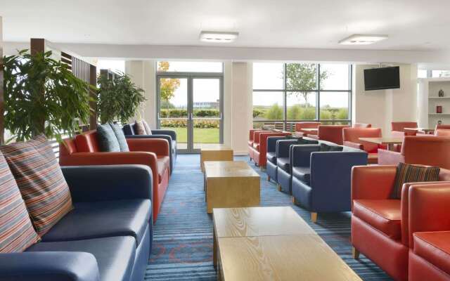 Ramada Encore by Wyndham Doncaster Airport