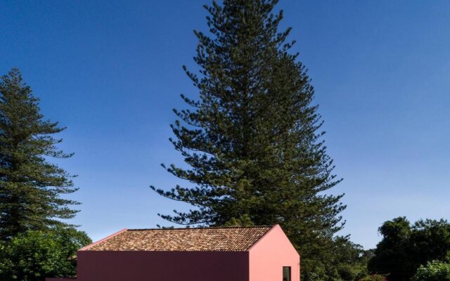 Pink House Sao Miguel Acores