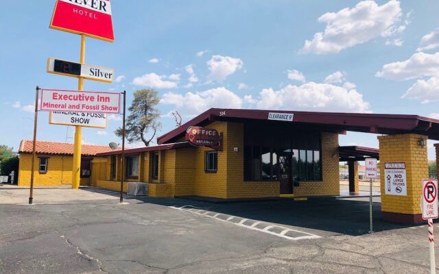 Lazy 8 Motel