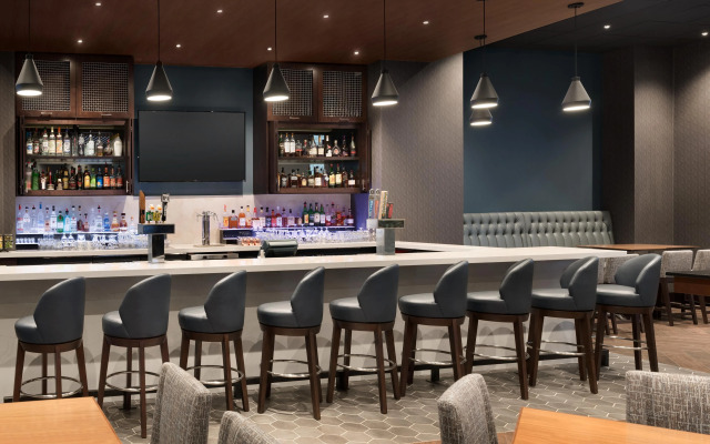 Embassy Suites by Hilton Chicago Lombard Oak Brook