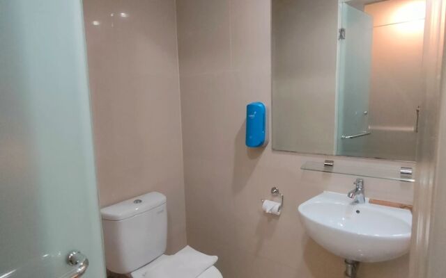 Ispi Hotel Cikarang Festival