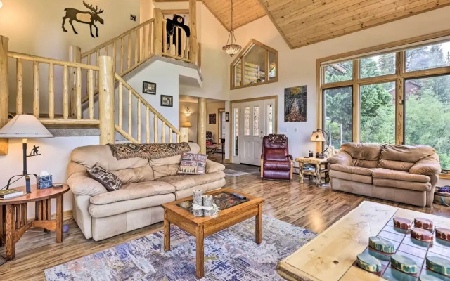 Alpine Escape w/ Mtn Views in Blue River!