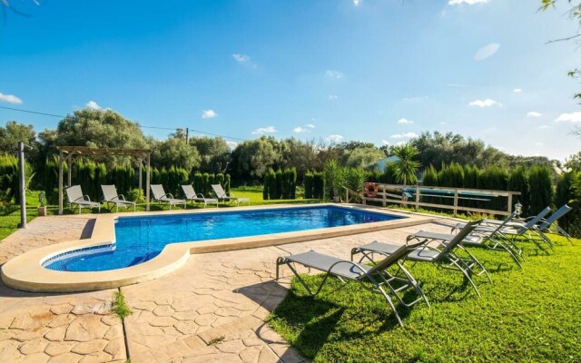 Luxurious Holiday Home in Es Pont D'inca With Private Pool