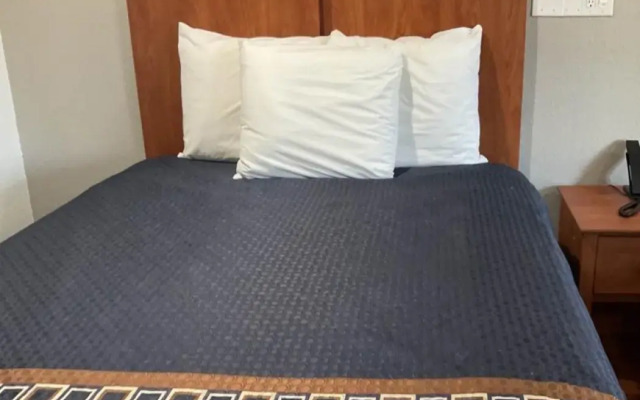 Americas Best Value Inn Putnam