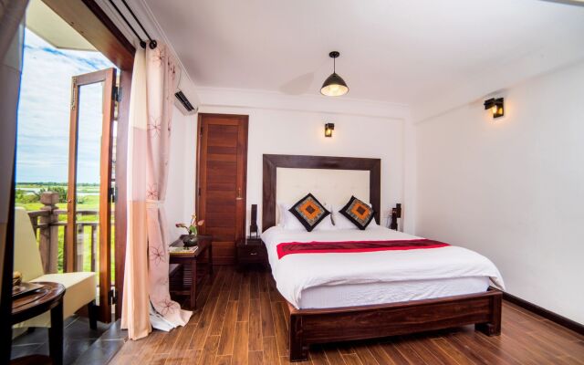 Calm House Hotel Hoi An