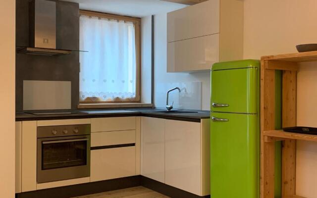 Camelot Luxury Houses Horses