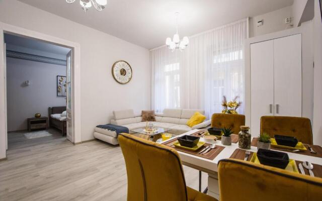 Wonderful 2 bedroom Central Apartment