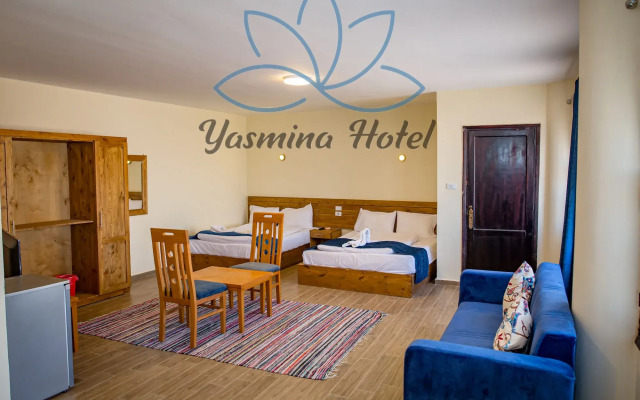 Yasmina Hotel