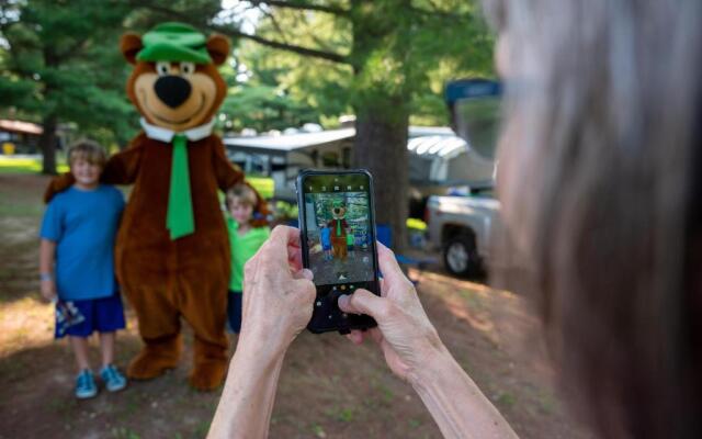 Yogi Bear's Jellystone Park Camp-Resort Wisconsin Dells