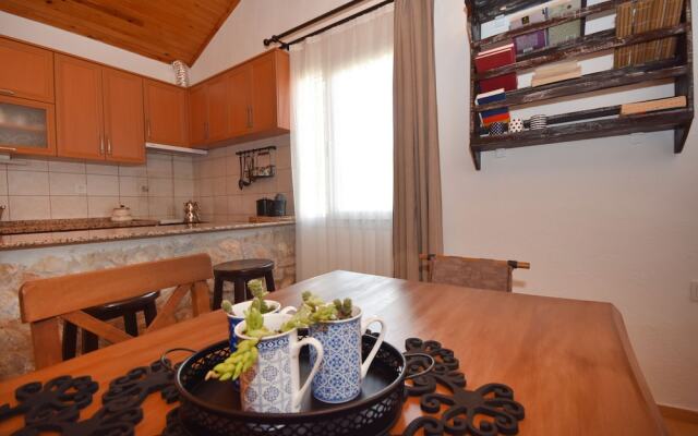 Villa Cansel by Helaltatilvillari