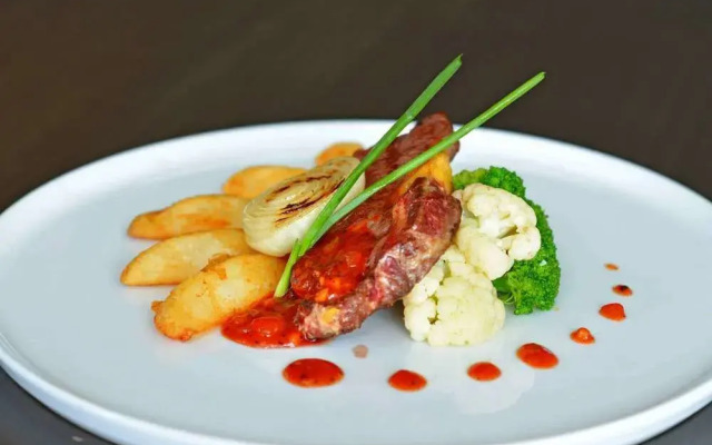 Golden Tulip Mataram-Lombok