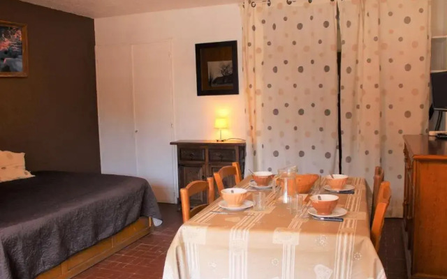 Appartement Vars, 1 pièce, 4 personnes - FR-1-330B-150