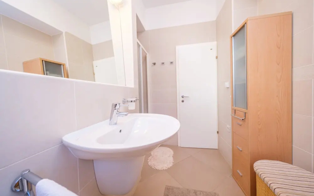 Apartment Bačvice Split