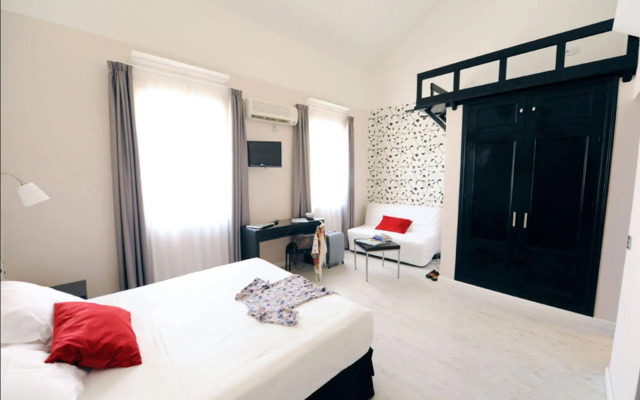 Hotel Domus