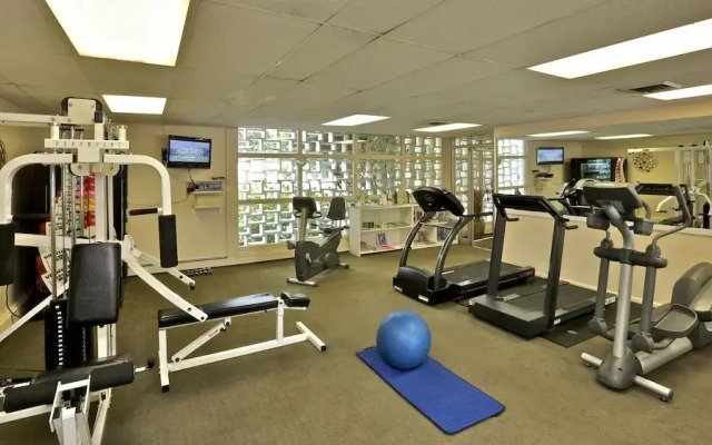 East Hampton House Resort