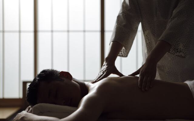 HOSHINOYA Guguan